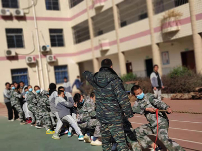 淮南潘集青少年心理素质培训学校_，背后是谁在操控？